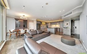 Qv Stays Luxury With Sea Views